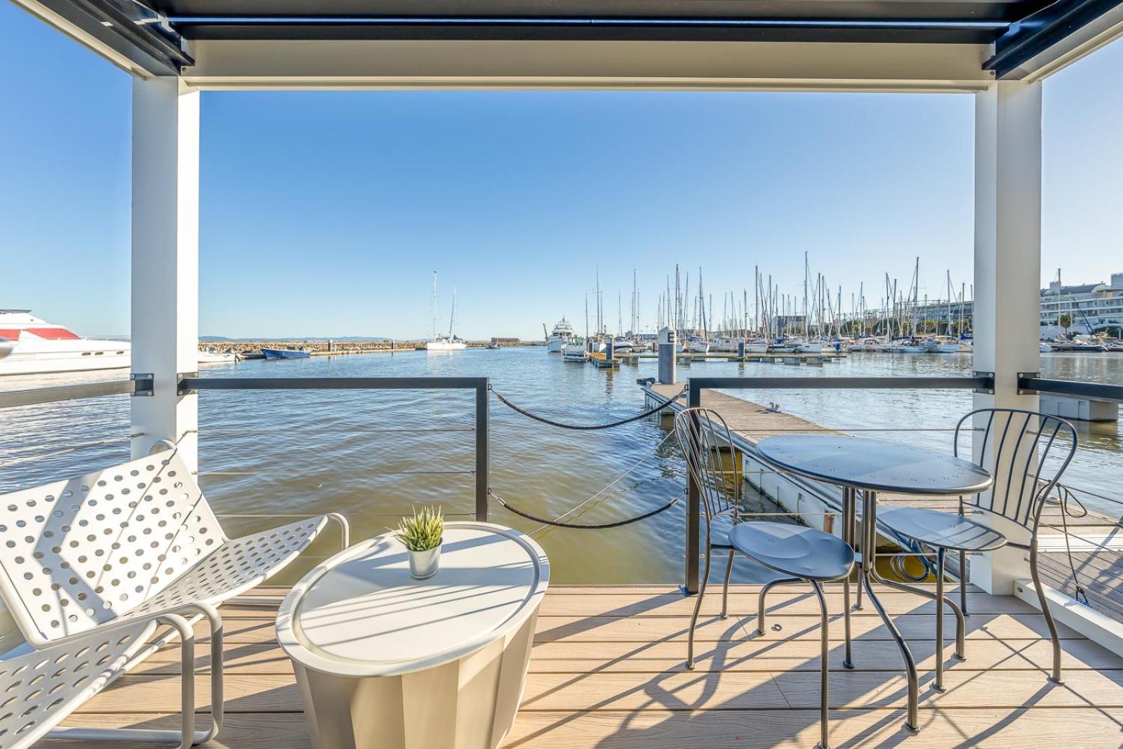 The Homeboat Company Parque Das Nacoes-Lisboa 외부 사진